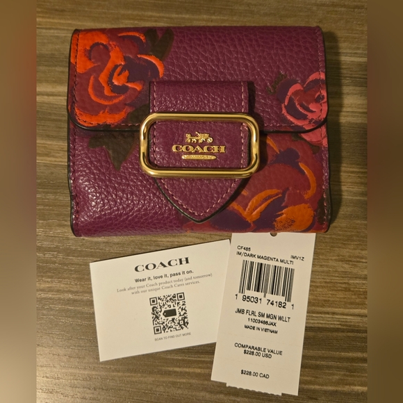 Coach Handbags - NWT COACH Small Morgan Wallet In Dark Magenta Jumbo Floral Print CF485